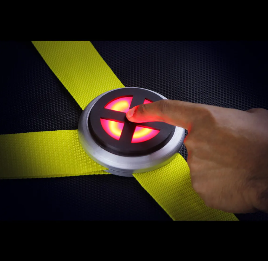 X- silver - Cyclops 3 Way Belt fastener - Led red