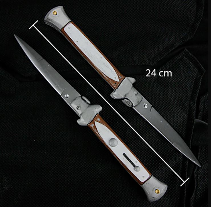 TLoU 2 - Ellie cosplay prop