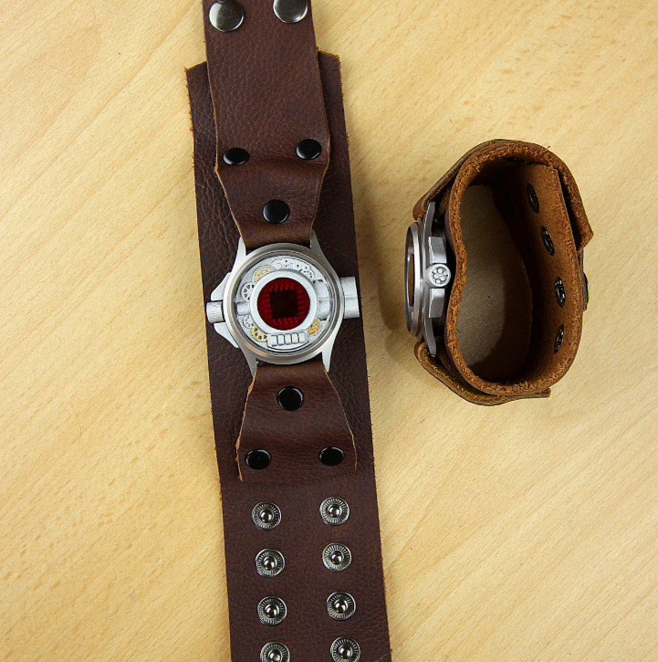Web Shooter Brown (x2) Leather Metal