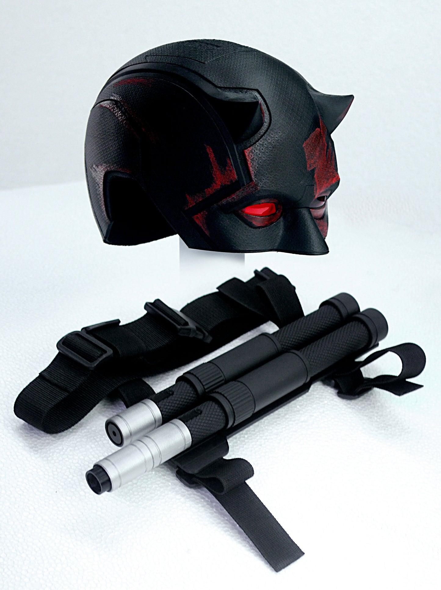 Daredevil helmet - Sticks