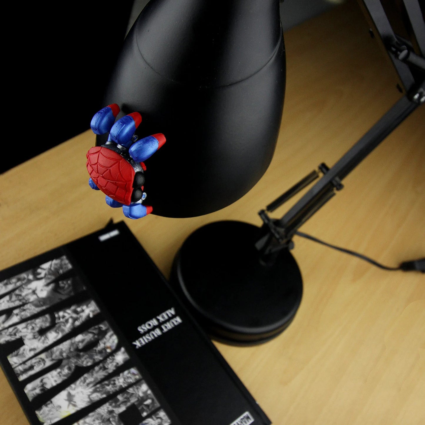 Magnetic spider