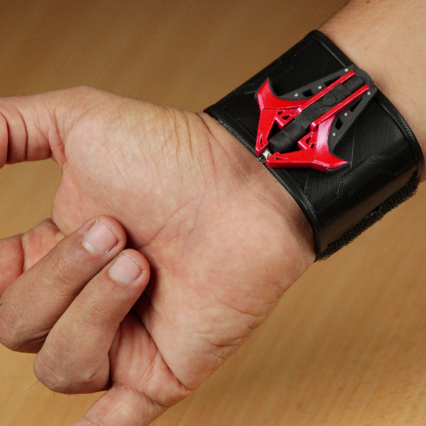 Bracelet Shooter led red - black v1