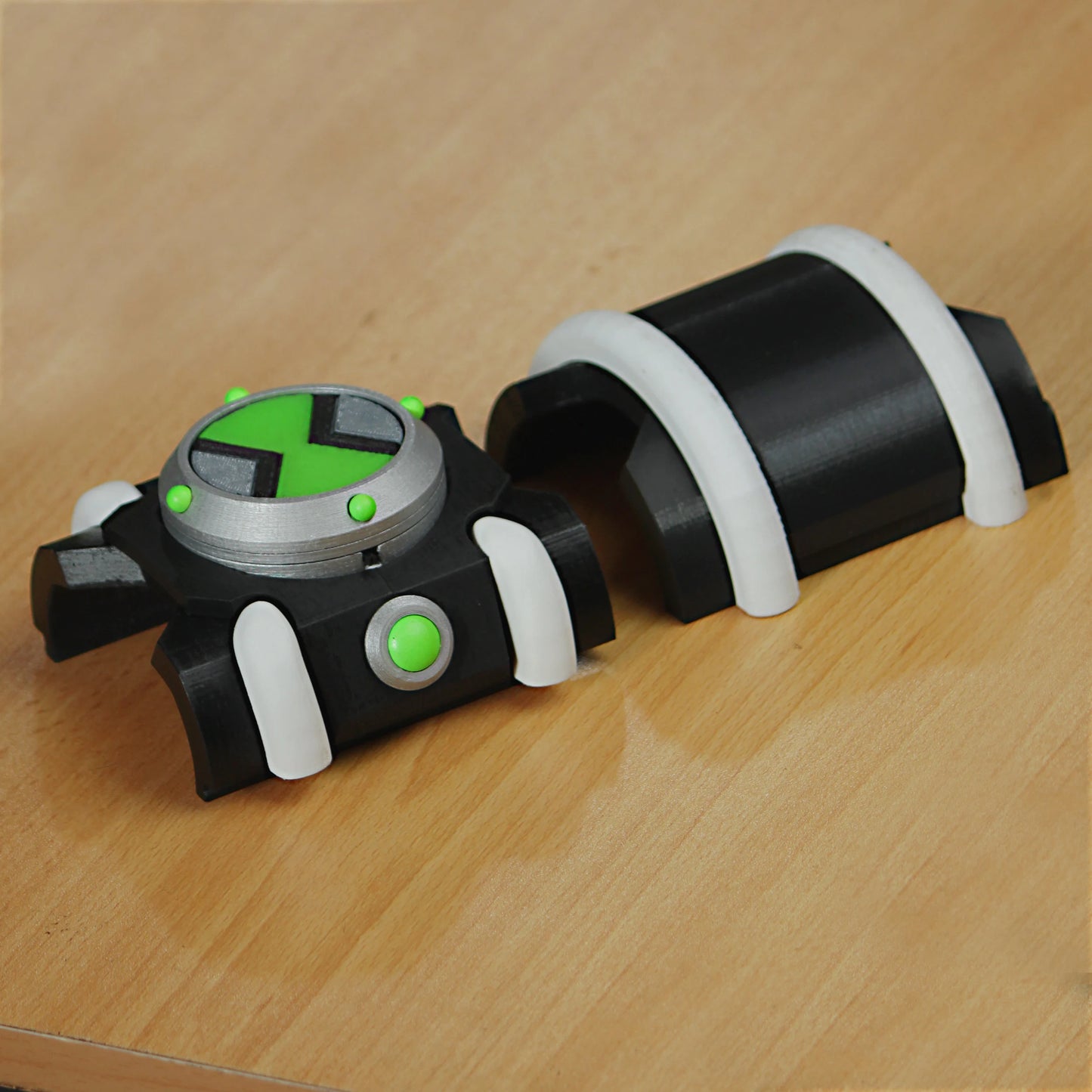 Alien bracelet - white -black -green
