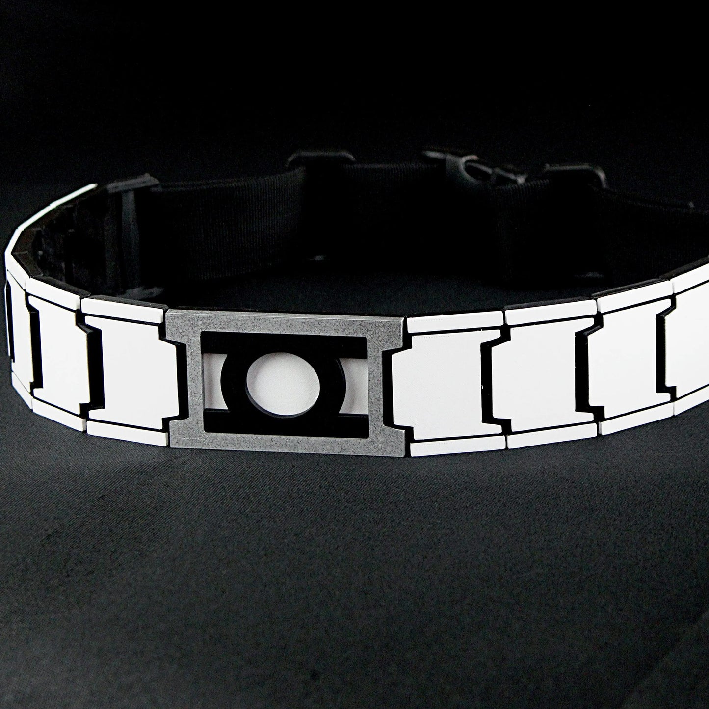 belt v2 - white lantern
